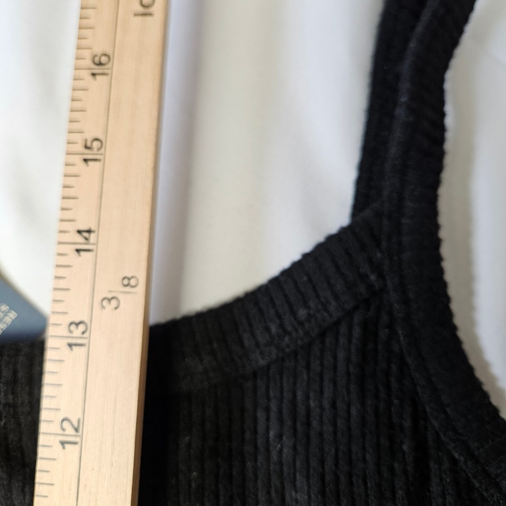 Universal‎ Thread XL Black Ribbed Tank Top - Picture 5 of 5